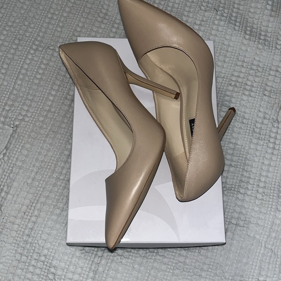 NINE WEST BLISS POINTY TOE PUMP - Picture 3 of 4